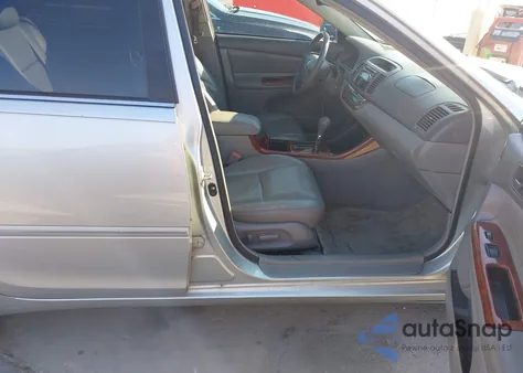 2002 Toyota Camry Xle V6 from USA, damaged, VIN 4T1BF32K72U529217